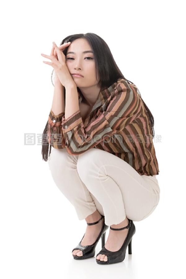 152网主 霓虹之下